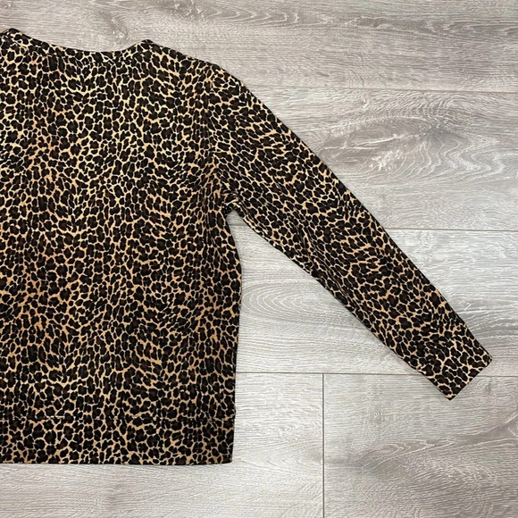NWOT J. Crew Leopard Print Crewneck Raglan Sleeve Sweatshirt XS - Picture 15 of 15